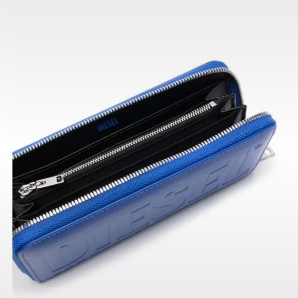 Brand New Diesel wallet blue